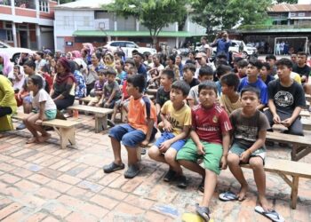 Manipur government develops alternative modes of learning methods to assist displaced students