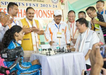 Schoolgirl outsmarts Arunachal Pradesh CM in a game of chess